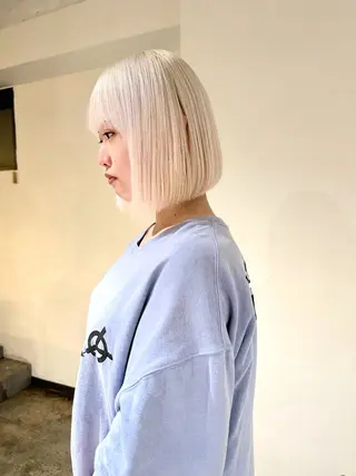 ミディアム カラー ✨艶ブリーチカラー ✨四ノ宮裕己のヘアスタイル