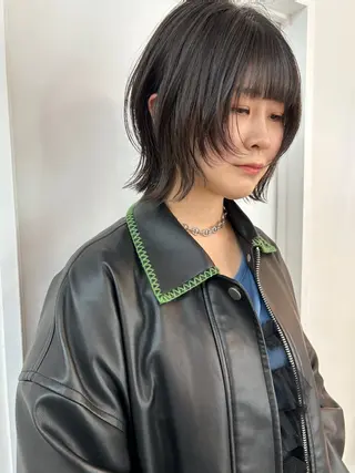 ミディアム レイヤーカット/ 透明感カラーmikuのヘアスタイル