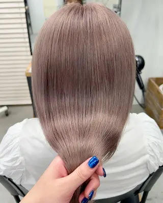 セミロング カラー 🫐寒色系カラー 🫐ヤマナカリリカのヘアスタイル