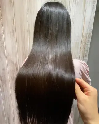 ロング SALOWIN調布店所属・ツヤ髪師 kichiのヘアスタイル