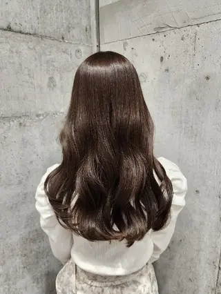カラー ロング soen by HEADLIGHT 円山店所属・soen円山 榊󠄀原のヘアスタイル