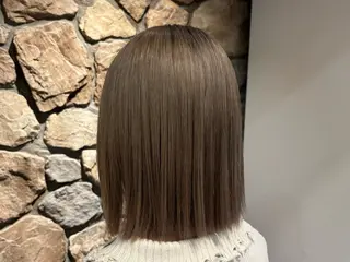 ミディアム 小玉 唯依のヘアスタイル