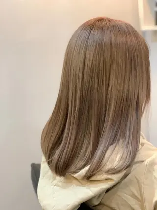ミディアム ☺︎Ayaka ☺︎のヘアスタイル