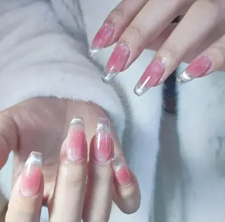 ネイル Queens ゲンのネイルデザイン