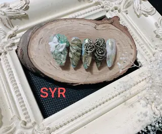 ネイル SYR所属・SYR nail salonのネイルデザイン