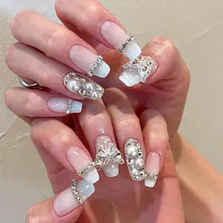 ネイル 新井 ひなののネイルデザイン