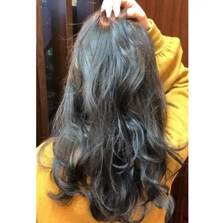ロング カラー パーソナルカラー診断 できます　木曽　主博のヘアスタイル