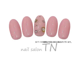 ミディアム 矢川 まどかのネイルデザイン