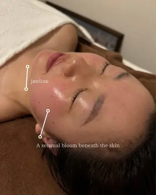 Lani Moon所属・⟡ 京都 小顔  ⊹ Lani Moonのエステ・リラクイメージ