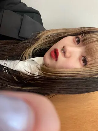 ロング カラー 都築 あんずのヘアスタイル