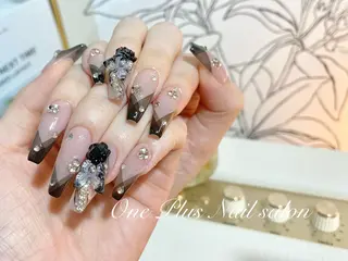 ネイル One Plus Nail Salonのネイルデザイン