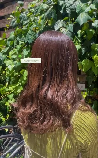 セミロング Koharu🍓/ 透明感カラ－のヘアスタイル