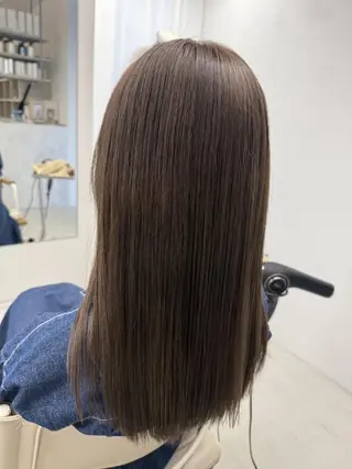 カラー ハイトーン/艶髪/ 暗髪/韓国/sanaのヘアスタイル