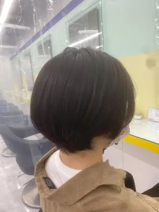 ショート カラー パーマ ヘアアレンジ ネイル マツエク・マツパ 韓国風ベージュ🤎 赤みなし🌿横浜🤎のヘアスタイル