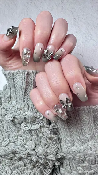 ネイル Atelier Ariのネイルデザイン