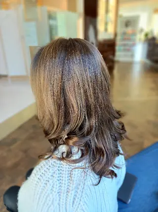 ロング カラー 飯田・髪質改善縮毛矯 正・カラー・パーマのヘアスタイル