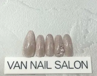 ネイル Van Nail Salonのネイルデザイン