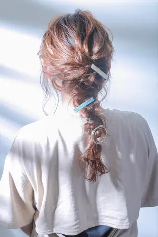 ロング ヘアアレンジ 伊藤 裕貴のヘアスタイル