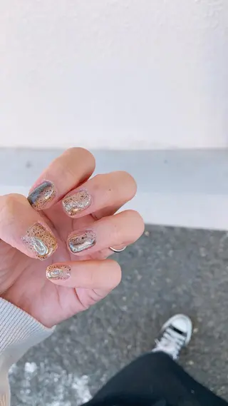 ネイル THECOLORS所属・近貞 莉奈のネイルデザイン