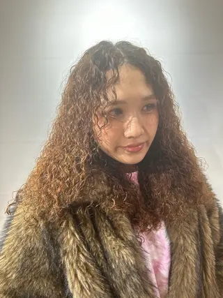 パーマ 久保 陵伽のヘアスタイル