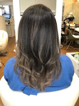 ロング kawakita yoshinoriのヘアスタイル