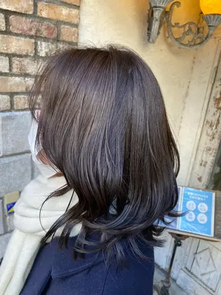 セミロング カラー お任せヘア☘️☘️ 及川渚のヘアスタイル