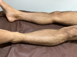 【Diar】オーナー アキヨシケンタのヘアスタイル