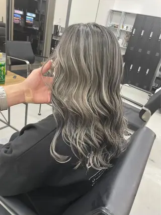 セミロング カラー パーマ ヘアアレンジ ネイル マツエク・マツパ アイブロウ カラー特化サロン大阪 ルービック江坂/新城のヘアスタイル