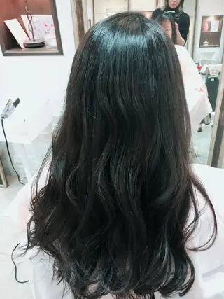 ロング MAAT所属 AKANEのヘアスタイル