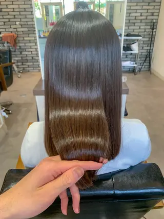 セミロング カラー Uni.所属・地毛風ストレート/ 髪質改善/榎本流行のヘアスタイル