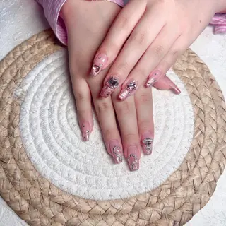 カラー Maggie Nail🦩のネイルデザイン