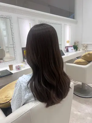 ロング カラー FEERIE 晴海店 荒木優菜のヘアスタイル