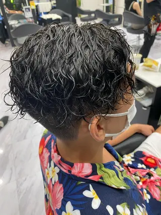 パーマ メンズ 🌴パーマオタク🌴 長谷川　諒佑🌈のヘアスタイル