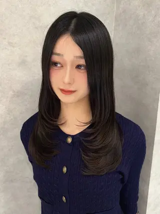 ロング カラー 🥇KEN /レイヤー/艶カラーのヘアスタイル