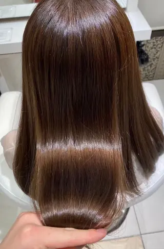 ロング 大川 有香のヘアスタイル