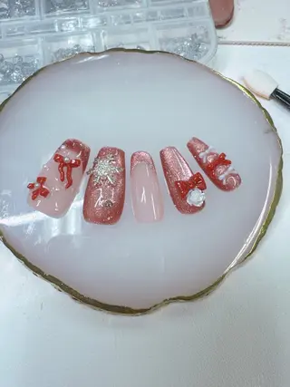 ネイル Queeens nailのネイルデザイン