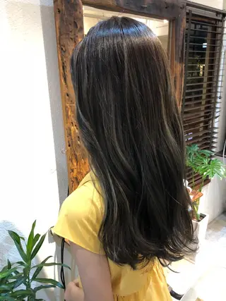 カラー 梅田 NU茶屋町gotoday所属・kana .オリーブ /ナチュラルヘアのヘアスタイル