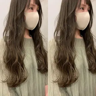 ロング カラー 透明感/オリーブ/ グレージュ/YUKAのヘアスタイル