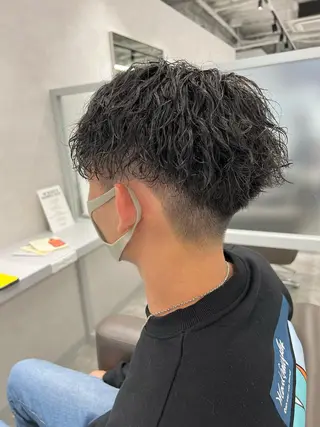 ショート カラー パーマ メンズ kiitos所属・関西センターパート メンズモデル募集のヘアスタイル