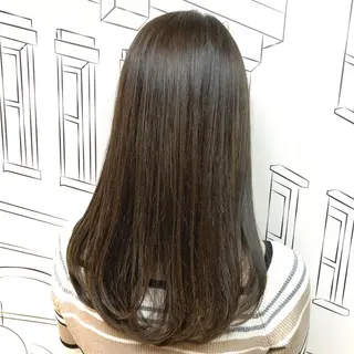 セミロング カラー レイヤー⭐️カラー ⭐️平川雅史のヘアスタイル
