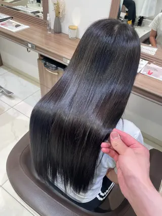 セミロング カラー 菊池 遼/透明感 /韓国レイヤー/艶感のヘアスタイル