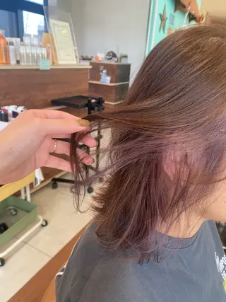 ミディアム カラー 後田 玲奈のヘアスタイル
