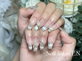 ネイル E.N🦋 長さ出し/持ち込みのネイルデザイン