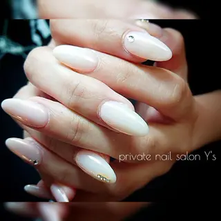 ネイル YUMI NAGAI  のネイルデザイン