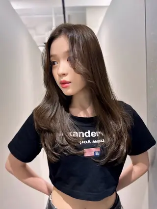 セミロング Rita/髪質改善 /透明感カラーのヘアスタイル