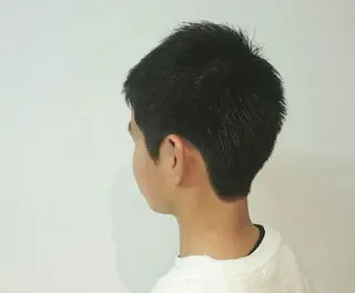 メンズ ショート 透明感ハイライト◎ 伊藤夏海のヘアスタイル