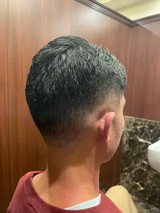 メンズ ヒロ銀座　　バーバーショップ新宿店所属・横尾 太尊ビジネススタイルのヘアスタイル