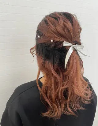 ヘアアレンジ 艶髪/ブリーチなし Wカラー🌺yuiのヘアスタイル