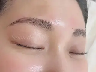 アイブロウ Salon de milly 本町のマツエク・マツパデザイン