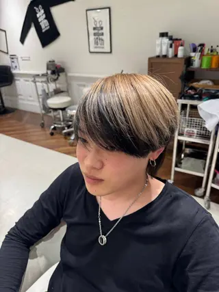 カラー 大谷 静瑠のヘアスタイル